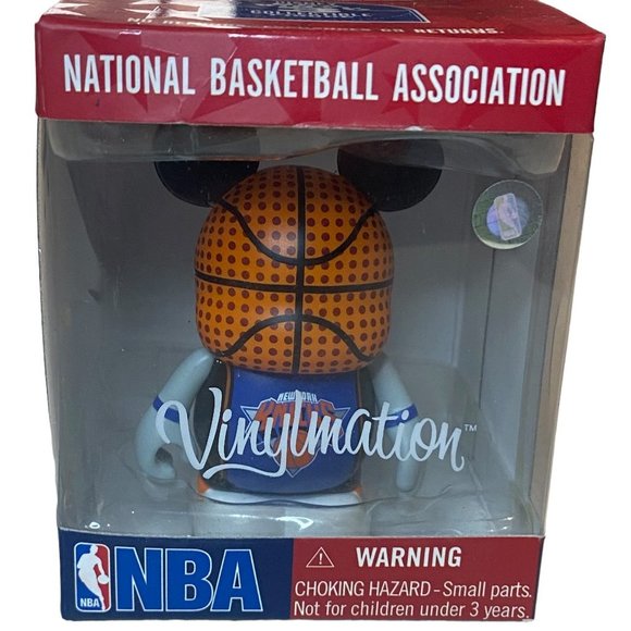 New York Knicks Disney Vinylmation Collectable 3" Figurine - Picture 2 of 4